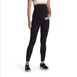 Zella Maternity leggings size L